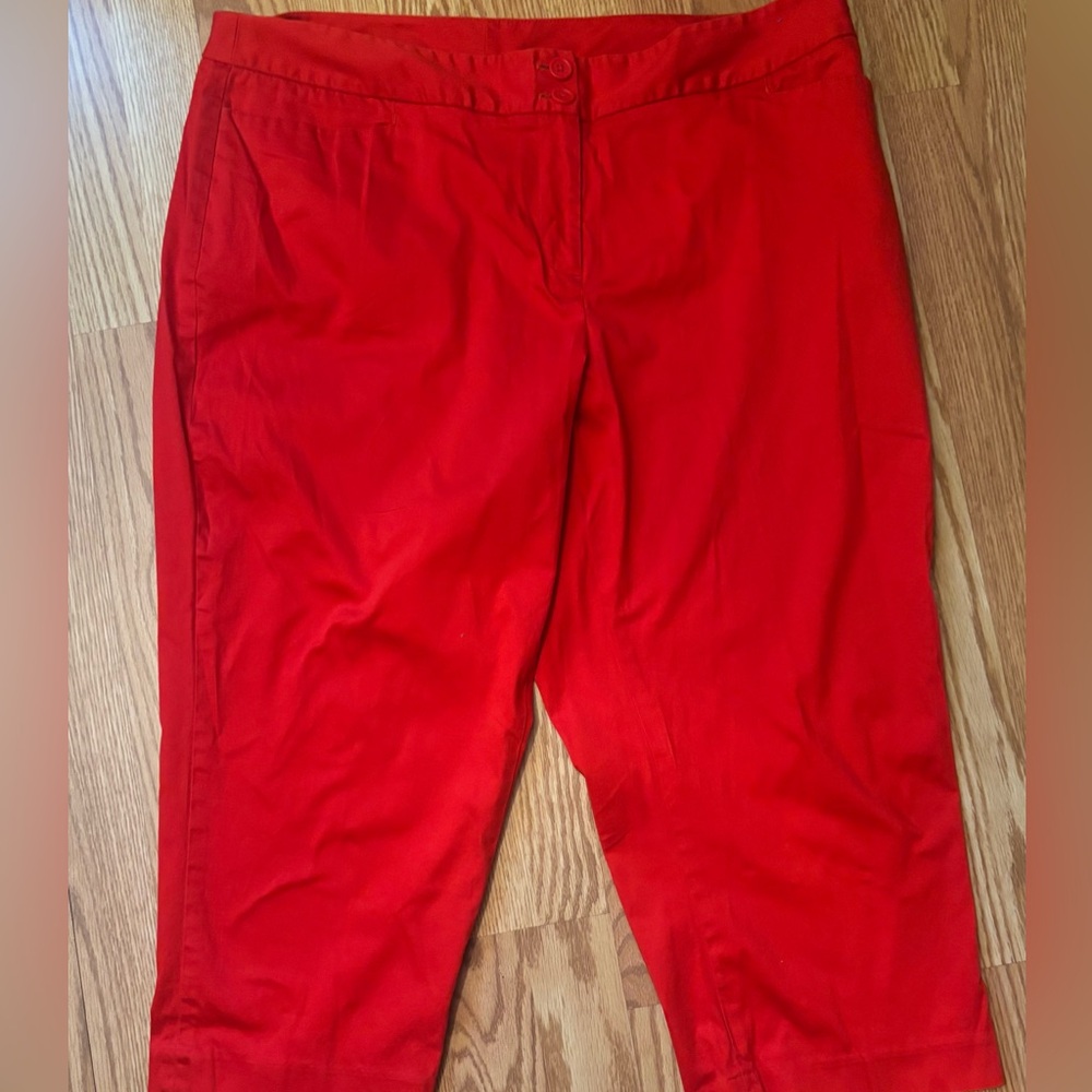 Lane Bryant Red Cropped Pants size 18 - Picture 3 of 5